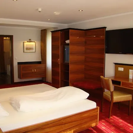 Hotel Naturhotel Ruegers Forstgut 4*
